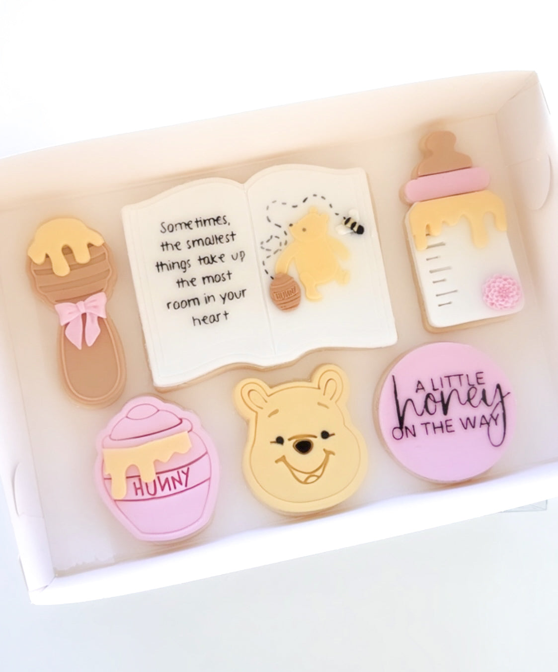 🩷🐝 A little hunny is on the way! 🍯🩷
